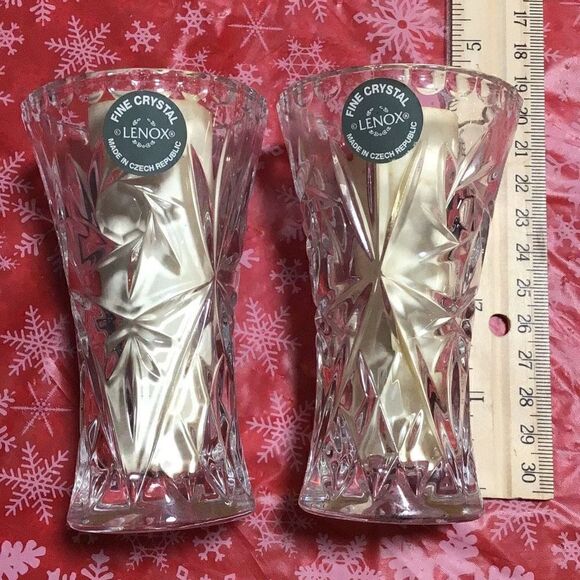 A pair of Lennox crystal star vases - Picture 1 of 3